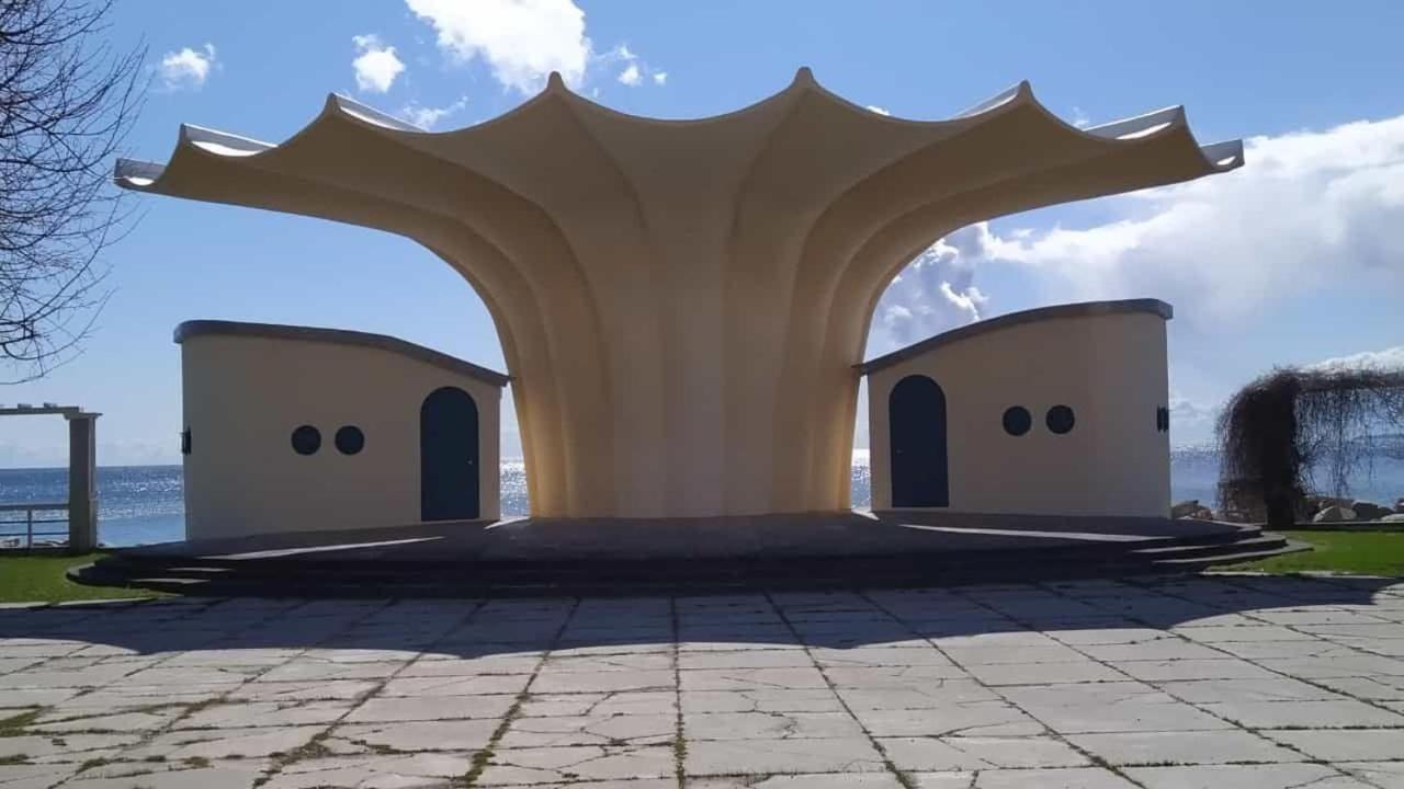 Dat-Klinkerhus Glowe Buitenkant foto